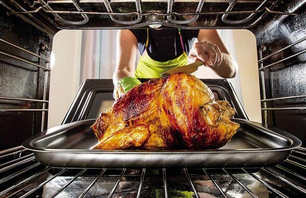 Let the Thaw Begin: How to Safely Prepare your Thanksgiving Turkey